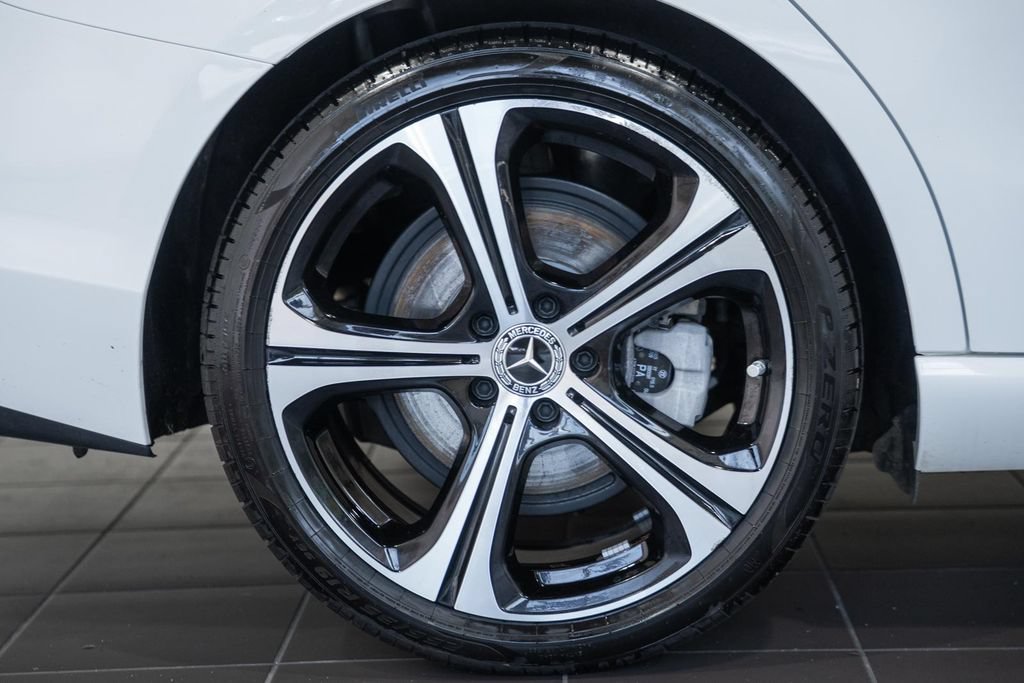 Used 2025 Mercedes-Benz C 300 4MATIC Sedan image 22
