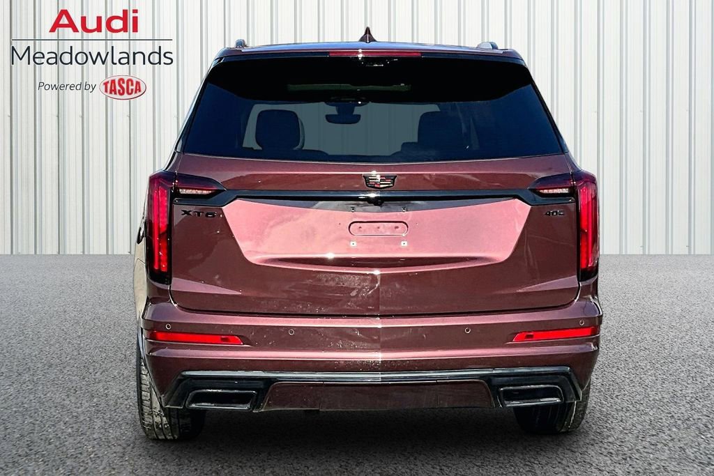 Used 2022 Cadillac XT6 Premium Luxury w/ Technology Package image 5