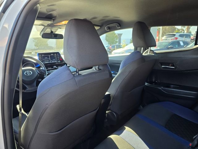 Used 2022 Toyota C-HR XLE FWD image 19