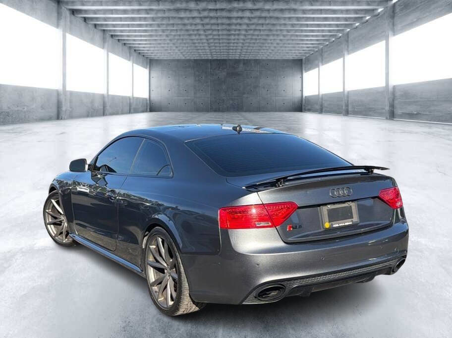 Used 2015 Audi RS 5 Coupe w/ Black Optic Plus Package image 3