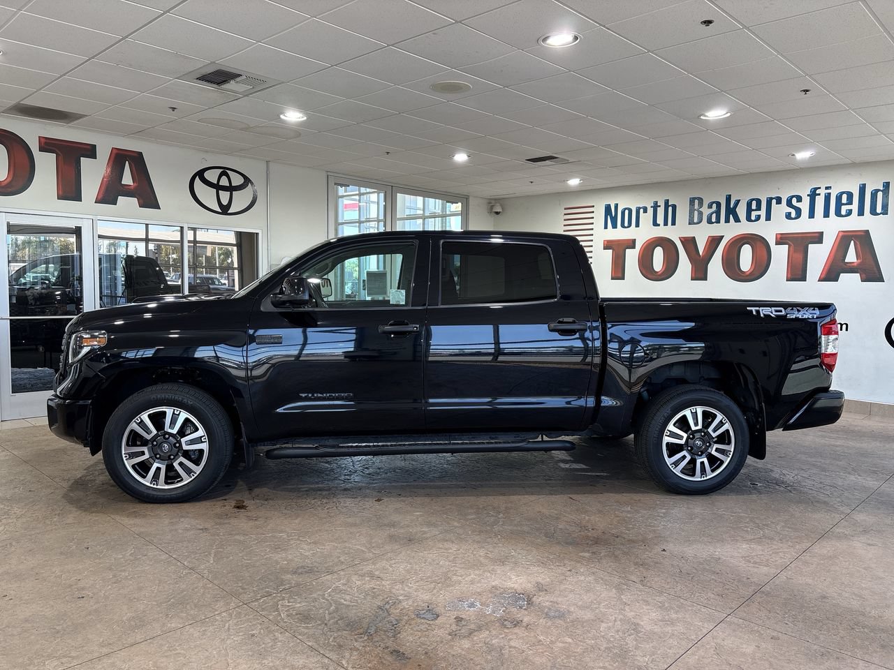 Used 2019 Toyota Tundra SR5 w/ TRD Sport Package AWD/4WD image 7