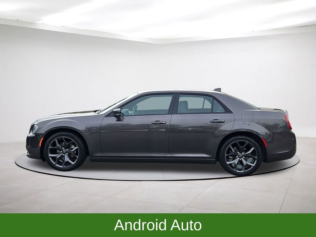 Used 2023 Chrysler 300 S image 4