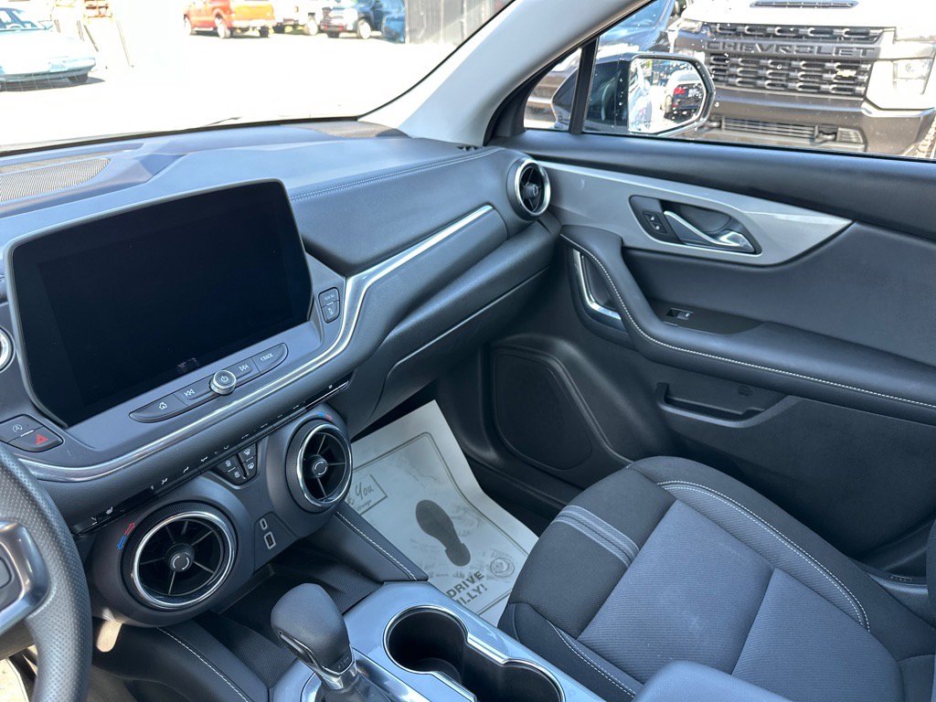 Used 2023 Chevrolet Blazer LT w/ Convenience Package image 26