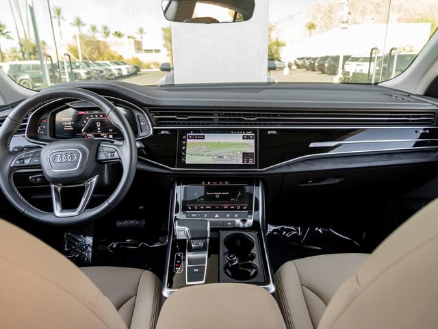 Used 2024 Audi Q8 Premium Plus AWD/4WD image 22