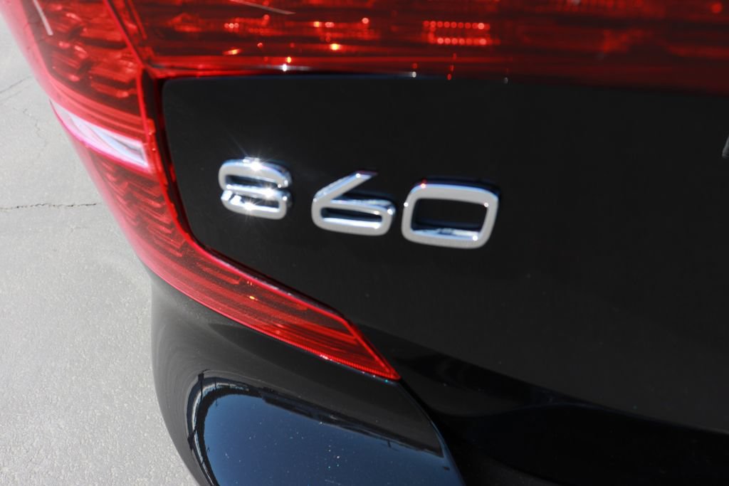 Used 2024 Volvo S60 B5 Core FWD image 6