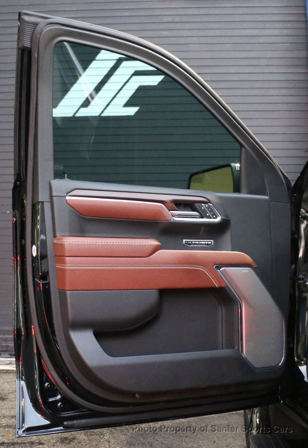 Used 2024 GMC Sierra 1500 Denali Ultimate image 24