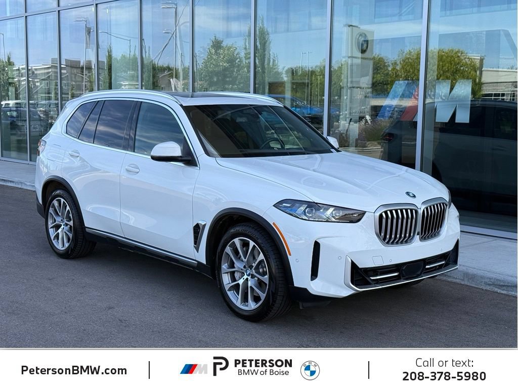 Used 2024 BMW X5 xDrive50e w/ Premium Package AWD/4WD image 7