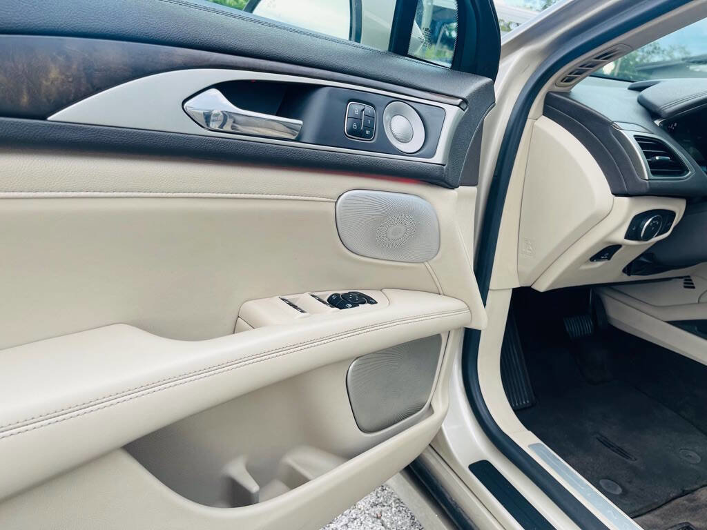 Used 2017 Lincoln MKZ Reserve w/ Luxury Package image 21