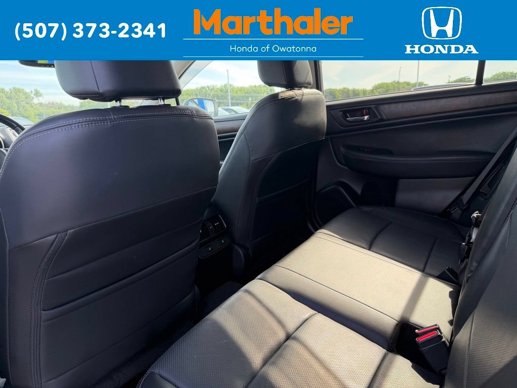 Used 2016 Subaru Outback 3.6R Limited AWD/4WD image 13