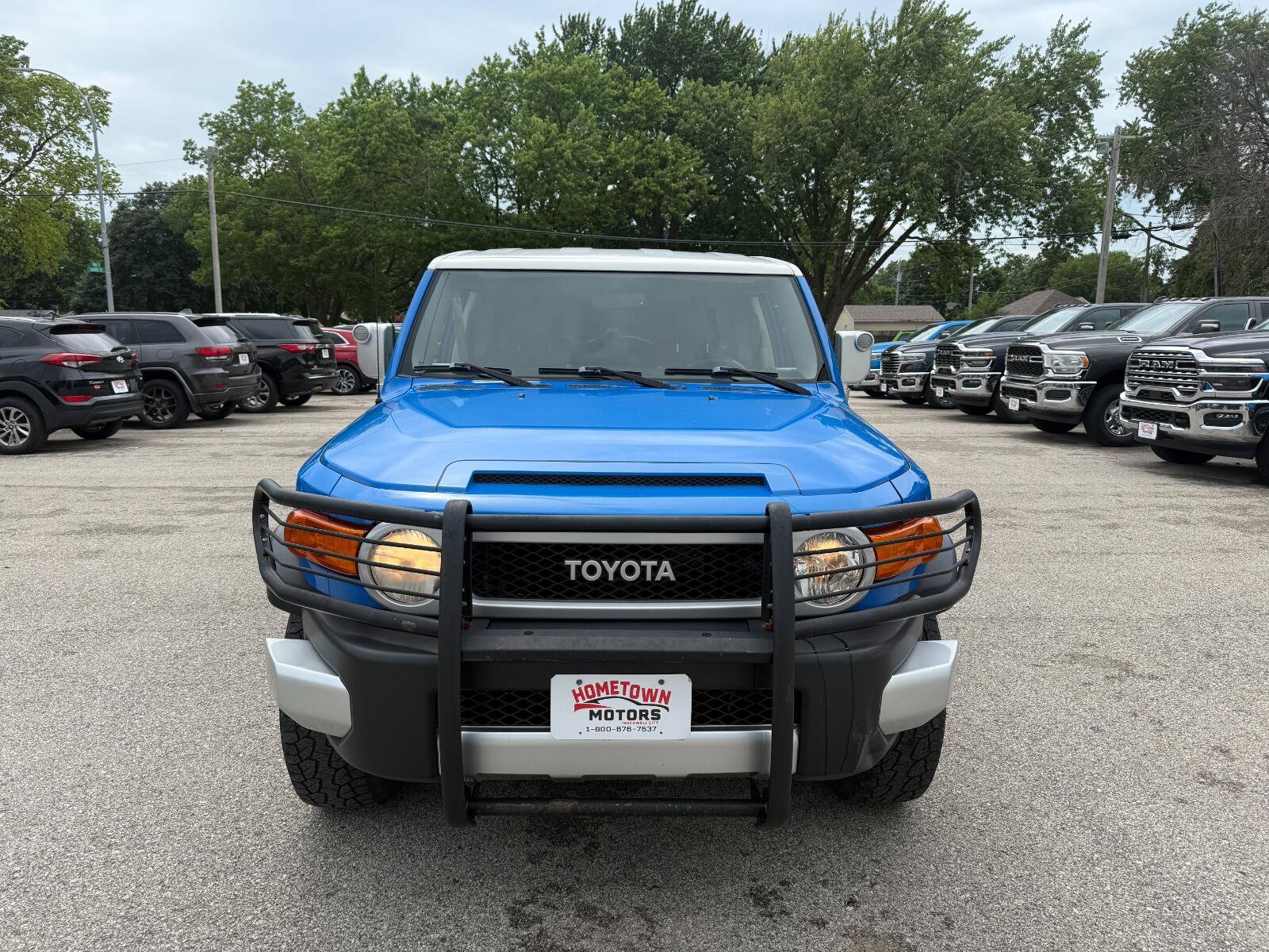 Used 2007 Toyota FJ Cruiser 4WD image 2