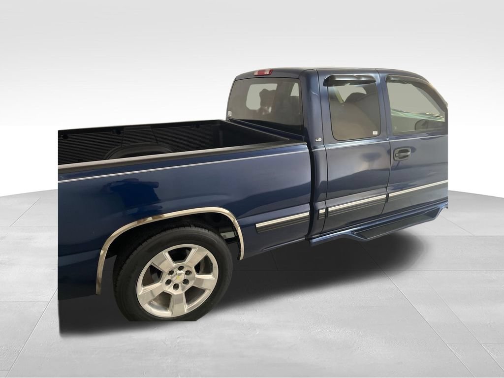 Used 2000 Chevrolet Silverado 1500 LS RWD image 5