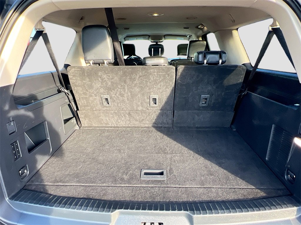 Used 2024 Ford Expedition Max XLT image 26