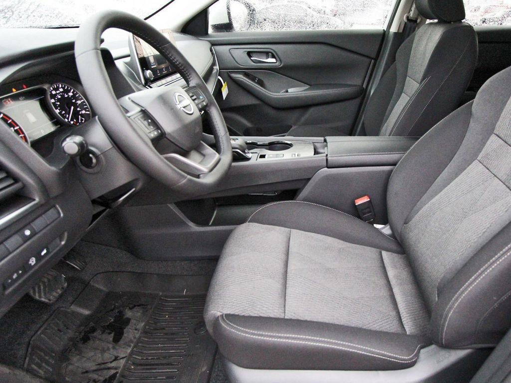 New 2026 Nissan Rogue SV w/ Cold Weather Package FWD image 6