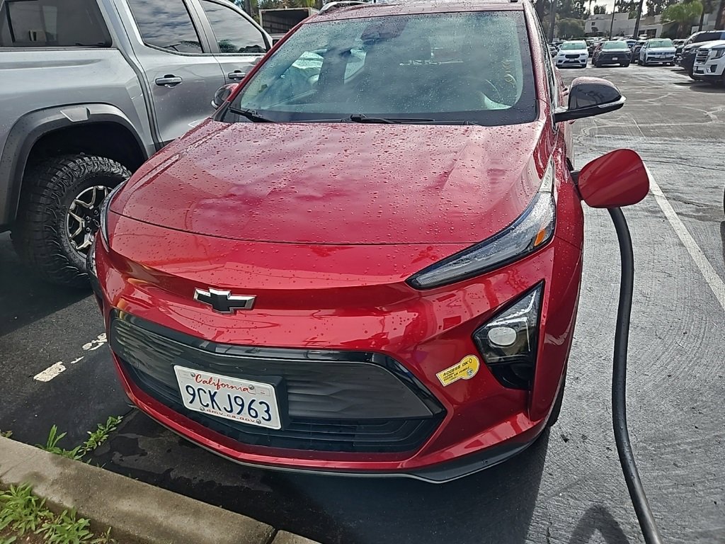Used 2022 Chevrolet Bolt EUV LT w/ Convenience Package image 6