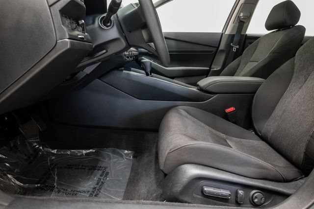 Used 2025 Honda Accord SE image 10