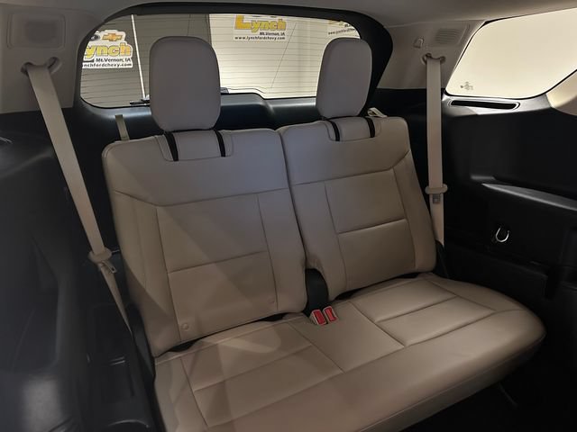 Used 2023 Ford Explorer XLT w/ Equipment Group 202A AWD/4WD image 20