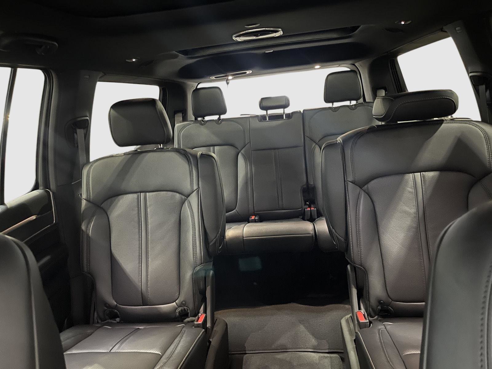 New 2026 Jeep Grand Wagoneer Limited w/ Premium Group II image 21