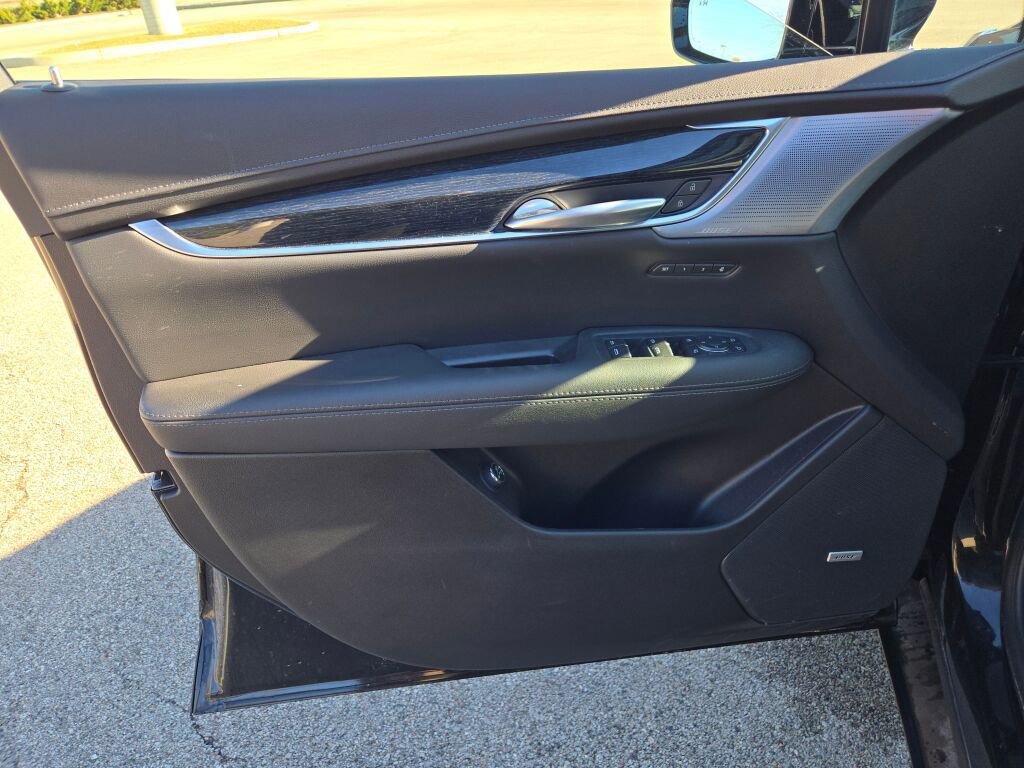 New 2025 Cadillac XT5 Premium Luxury w/ LPO, Red Accent Package image 22