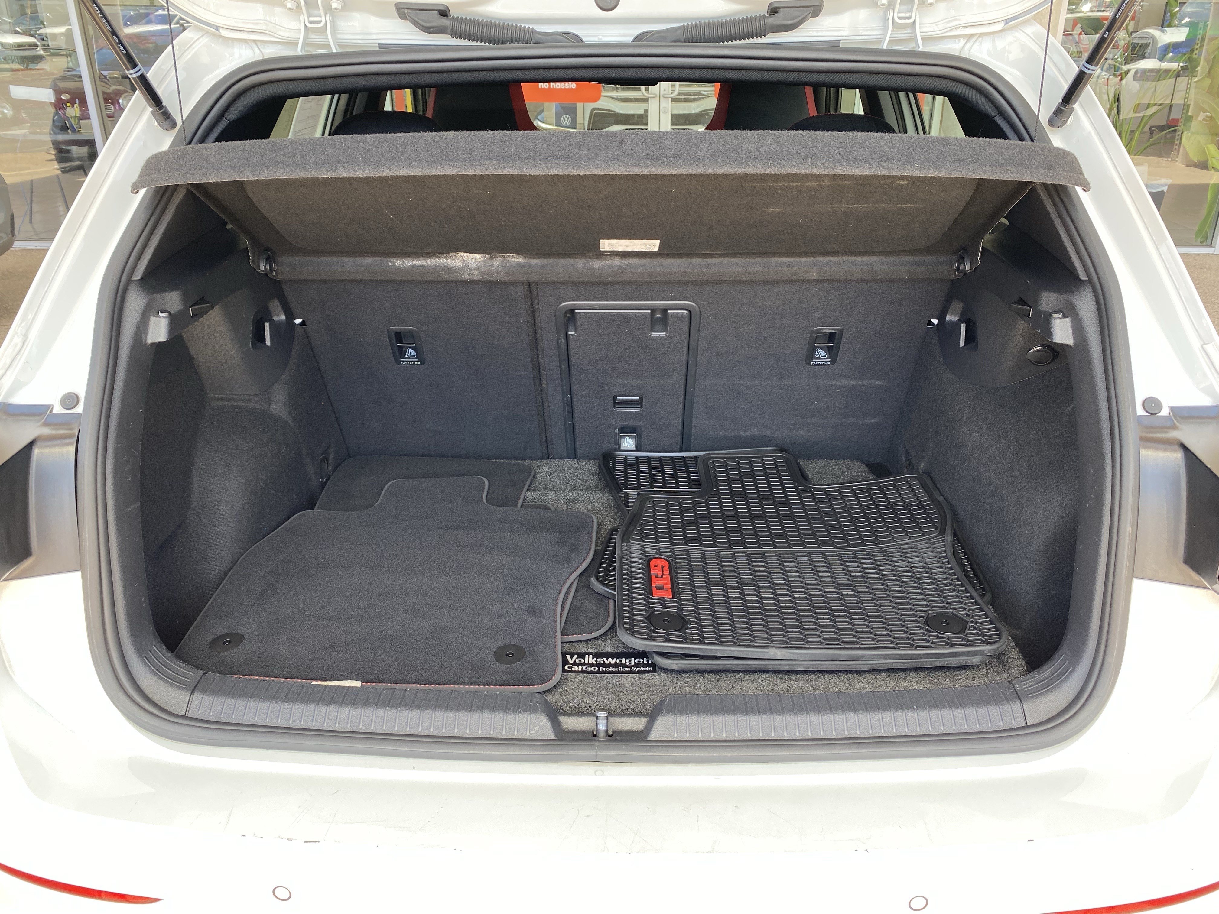 Certified 2022 Volkswagen GTI SE FWD image 17