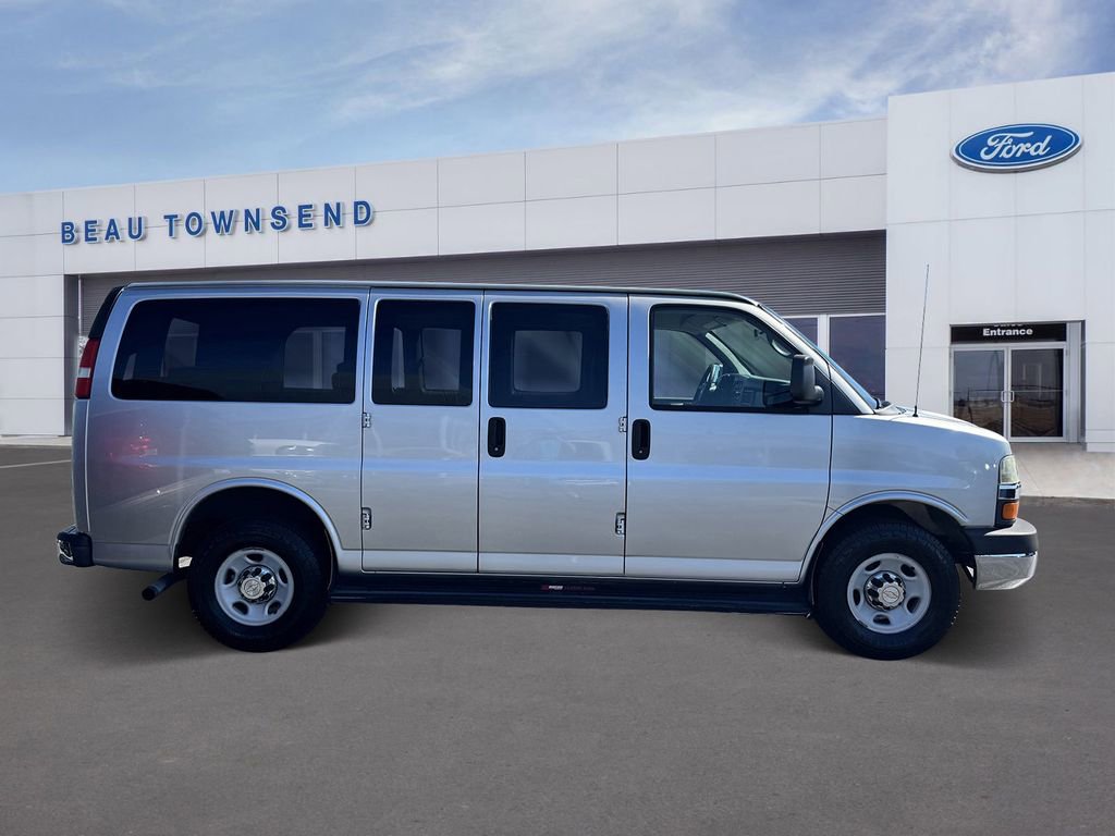 Used 2012 Chevrolet Express 3500 LT w/ LT Preferred Equipment Group image 2