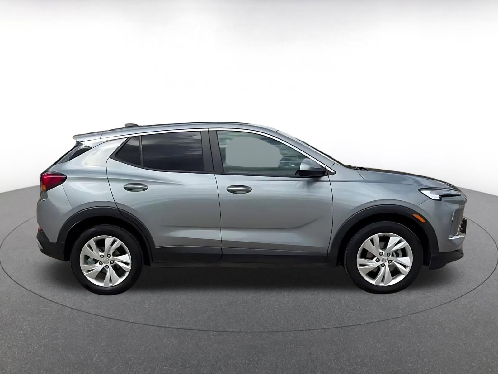 Used 2025 Buick Encore GX Preferred FWD image 16