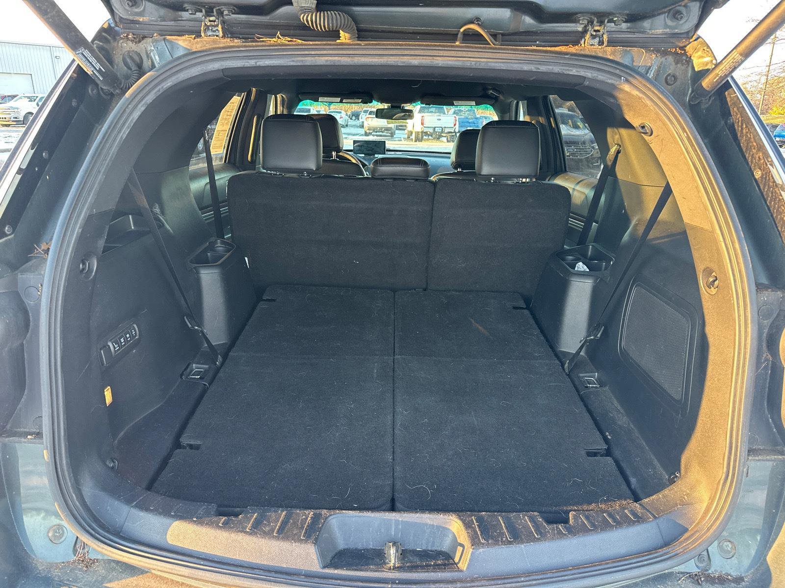 Used 2016 Ford Explorer Limited w/ Equipment Group 301A image 13