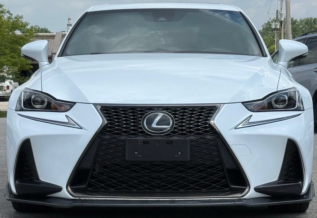 Used 2019 Lexus IS 300 F Sport w/ F Sport Package AWD/4WD image 9