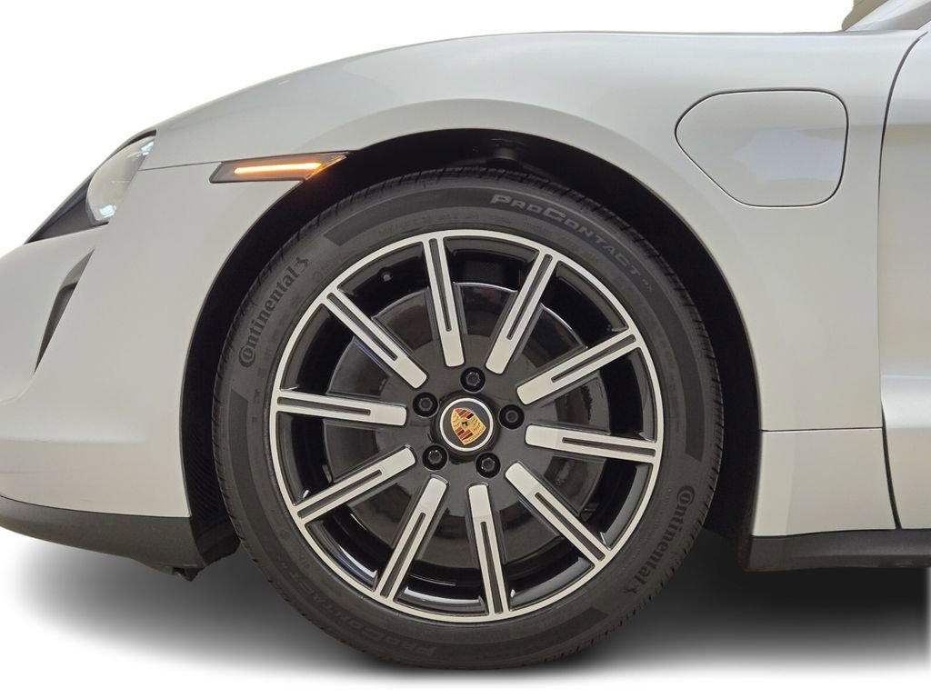 Used 2021 Porsche Taycan 4S w/ Premium Package image 13