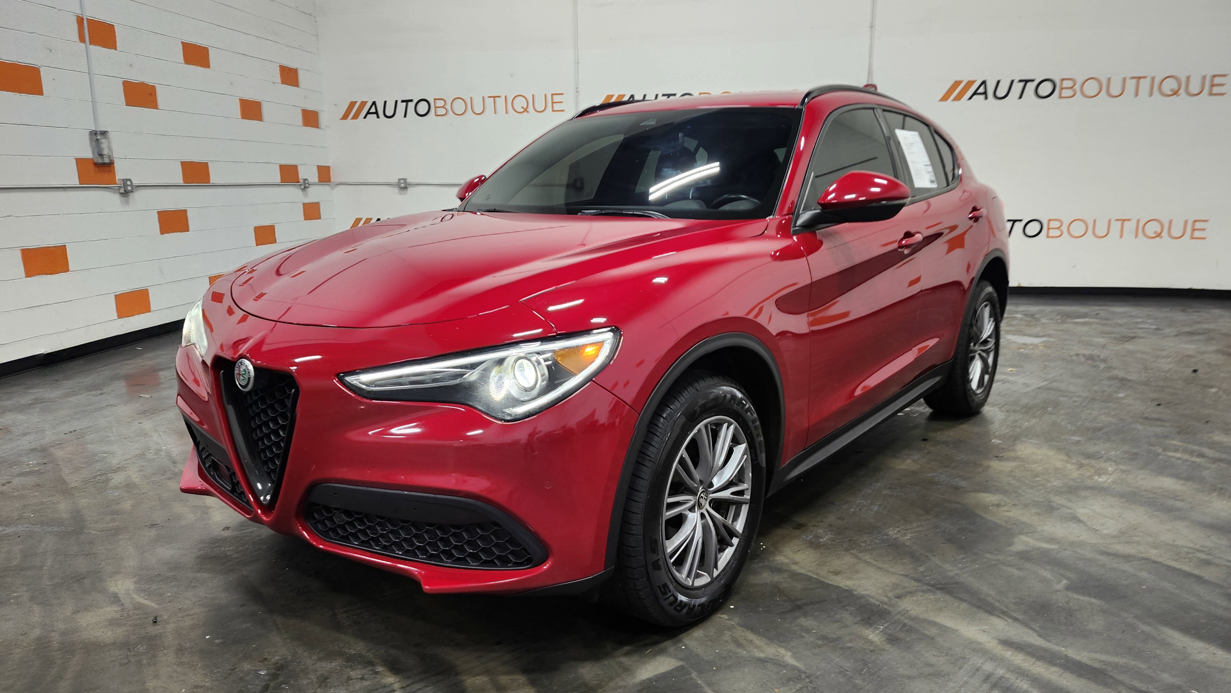 Used 2022 Alfa Romeo Stelvio Sprint image 14