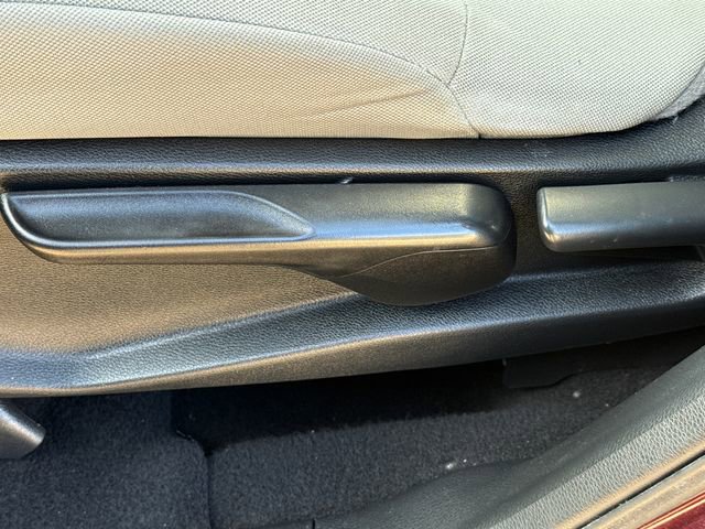 Used 2018 Honda CR-V LX image 19