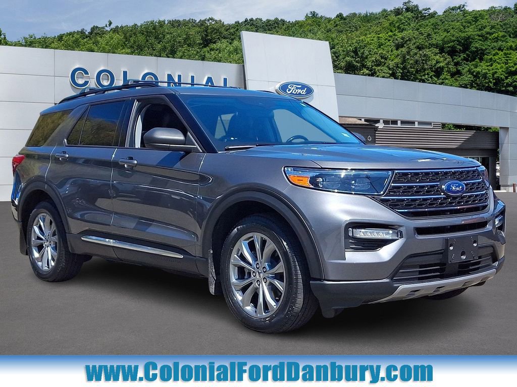 Certified 2023 Ford Explorer XLT w/ Equipment Group 202A AWD/4WD image 1