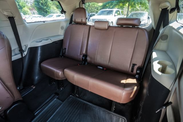 Used 2016 Toyota Sienna Limited Premium AWD/4WD image 42