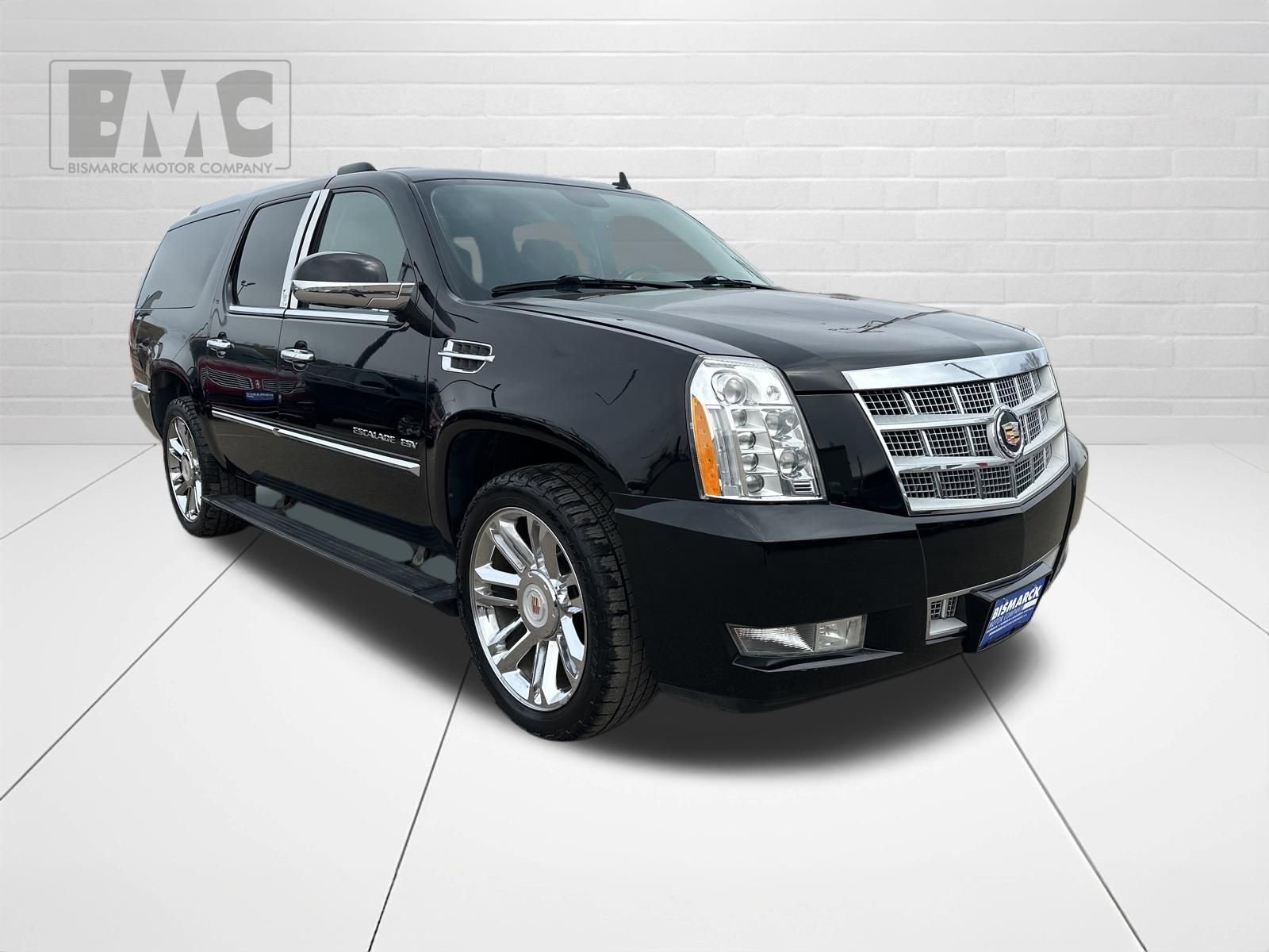 Used 2014 Cadillac Escalade ESV Platinum AWD/4WD image 2