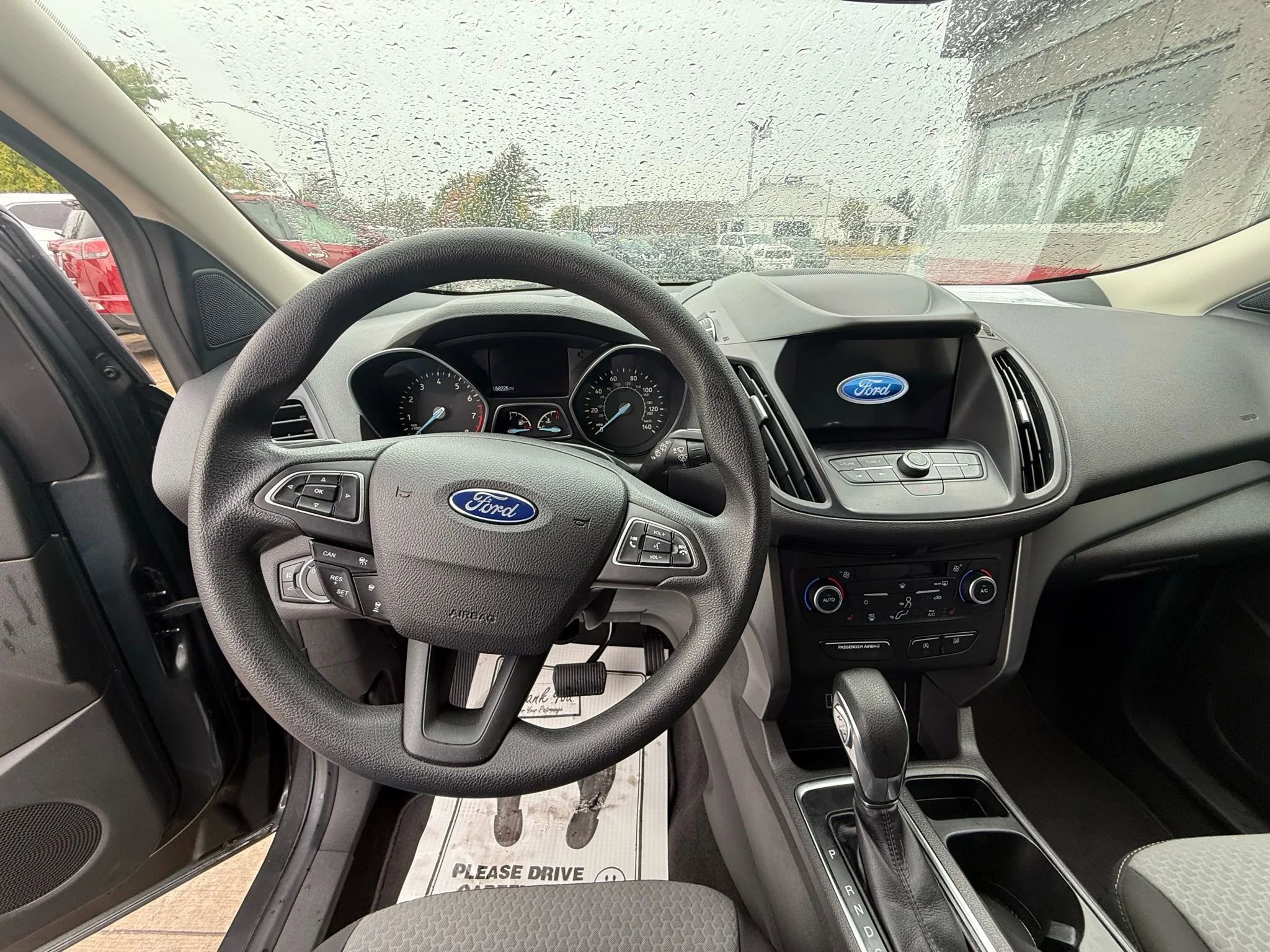Used 2019 Ford Escape SE image 15