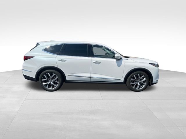 Used 2024 Acura MDX SH-AWD w/ Technology Package image 4