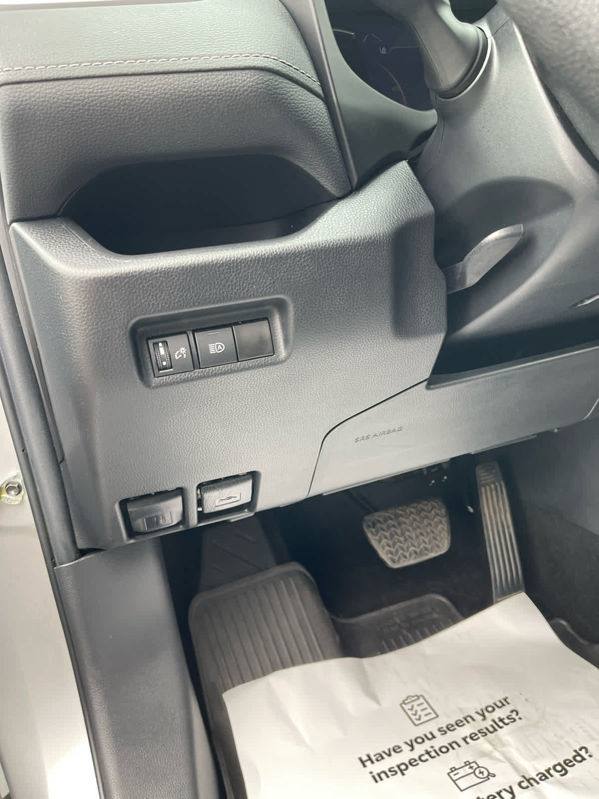 Used 2023 Toyota RAV4 XLE AWD/4WD image 40