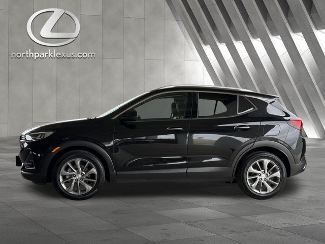 Used 2022 Buick Encore GX Essence w/ Experience Buick Package FWD image 1