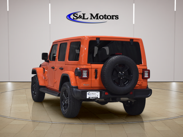 Used 2023 Jeep Wrangler Unlimited Sahara AWD/4WD image 6