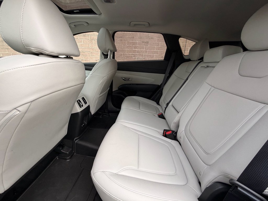 Used 2025 Hyundai Tucson SEL image 16