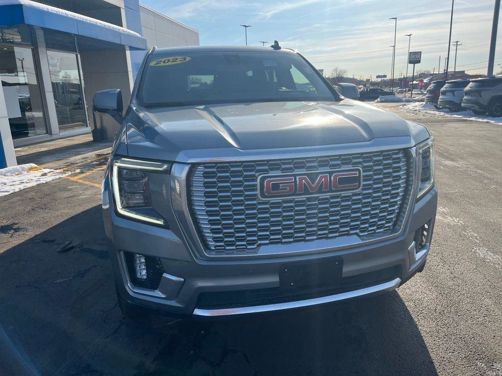 Used 2023 GMC Yukon Denali AWD/4WD image 8