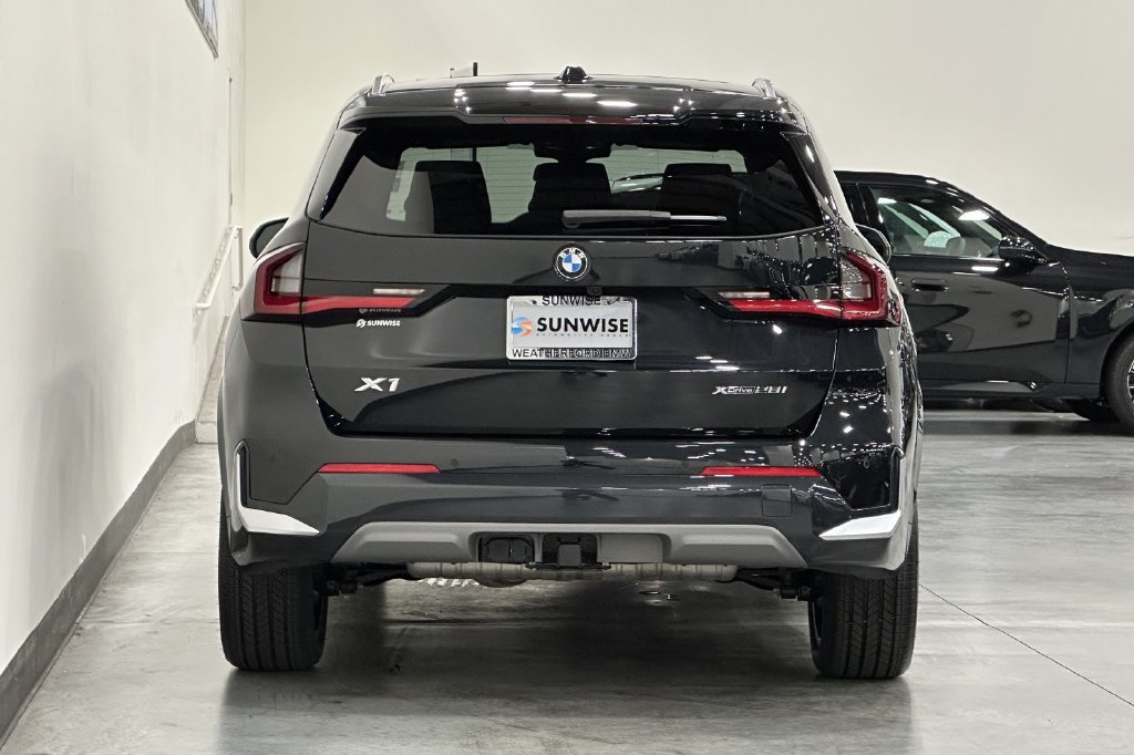 Used 2026 BMW X1 xDrive28i w/ Technology Package AWD/4WD image 5