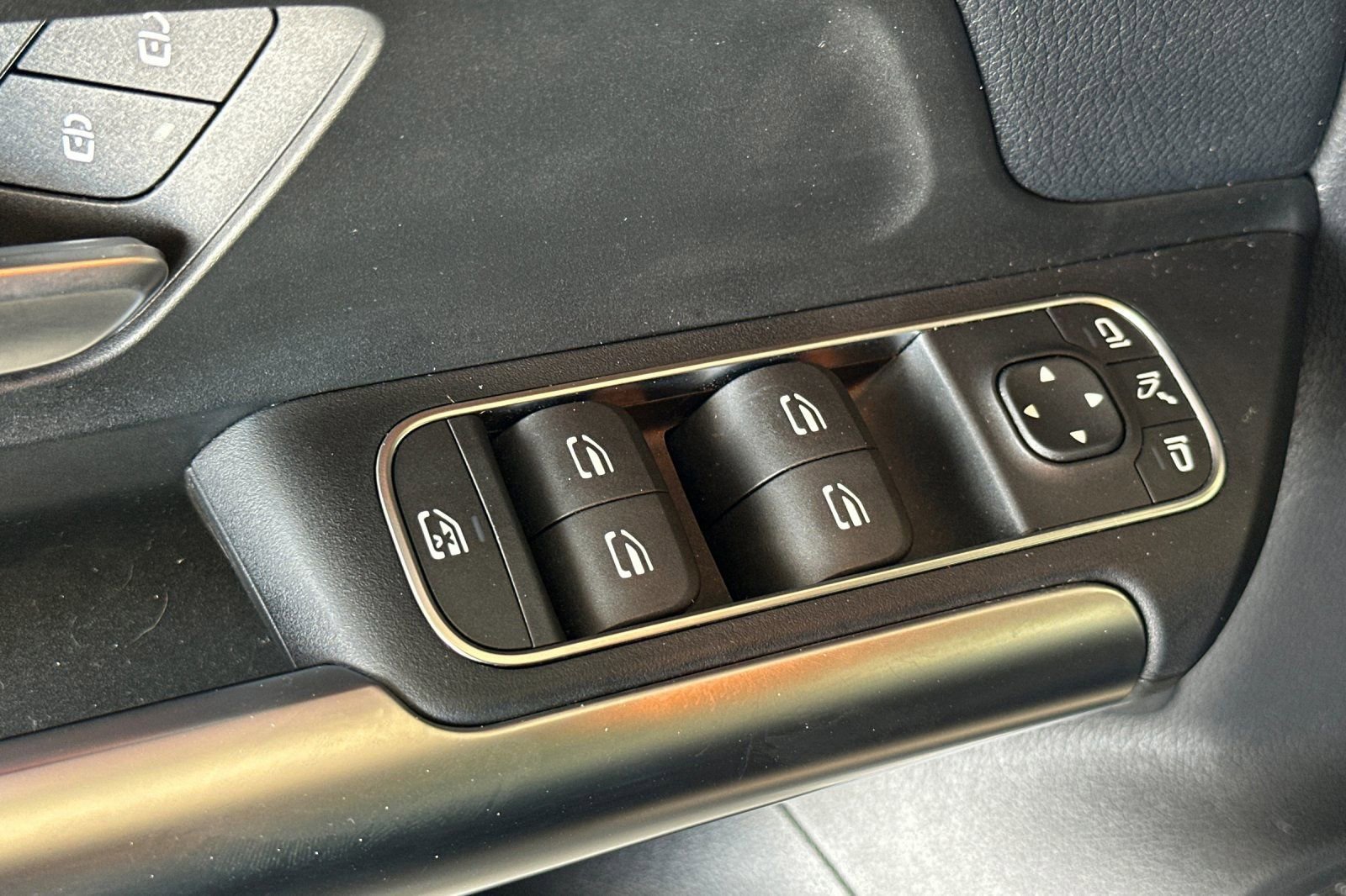 Certified 2023 Mercedes-Benz GLA 35 AMG 4MATIC image 15