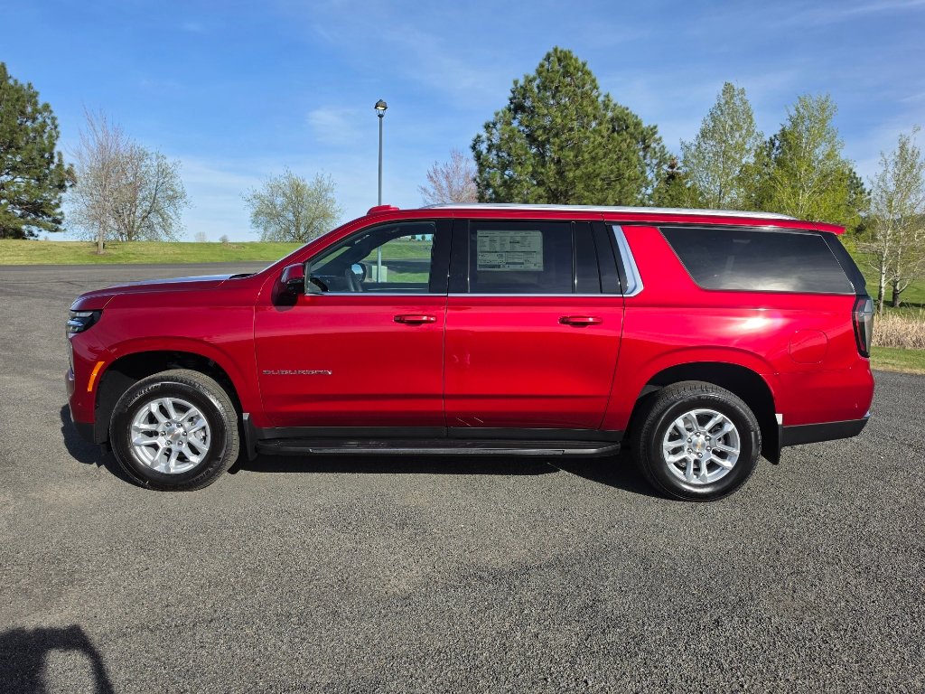 New 2026 Chevrolet Suburban LT w/ Comfort Package AWD/4WD image 6