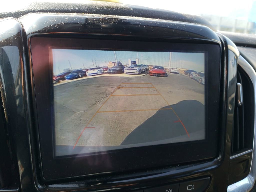 Used 2019 Chevrolet Traverse LT image 19