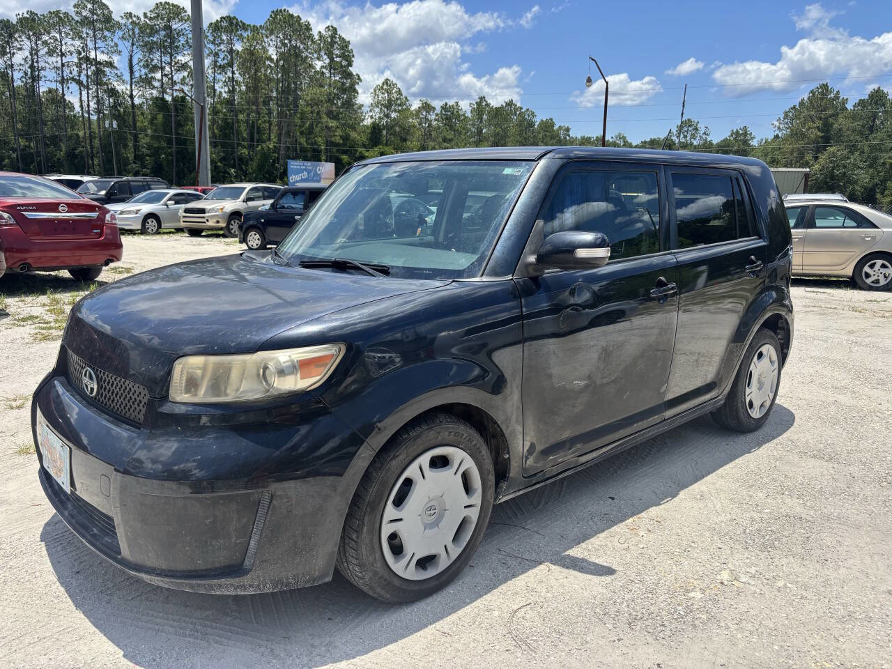 Used 2010 Scion xB FWD image 1