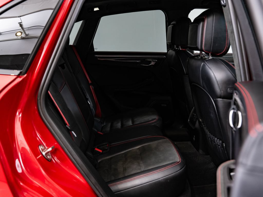 Certified 2024 Porsche Macan GTS AWD/4WD image 44