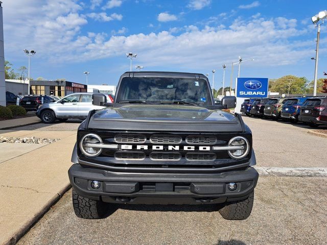 Used 2022 Ford Bronco Outer Banks image 9