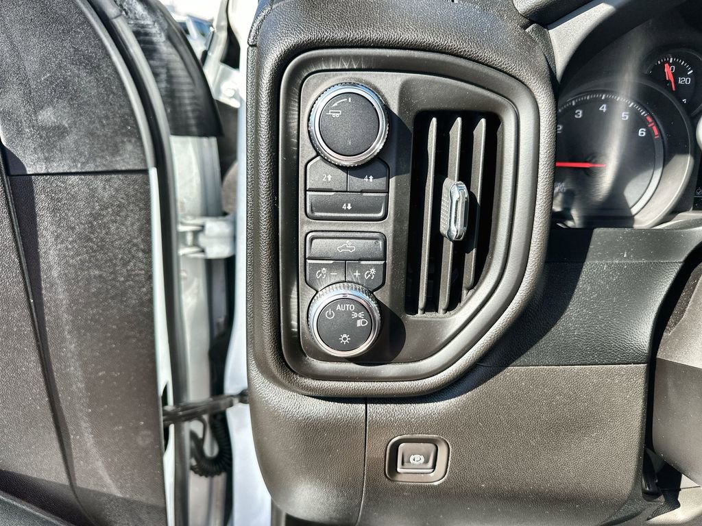 Certified 2022 GMC Sierra 2500 Pro w/ Convenience Package image 17