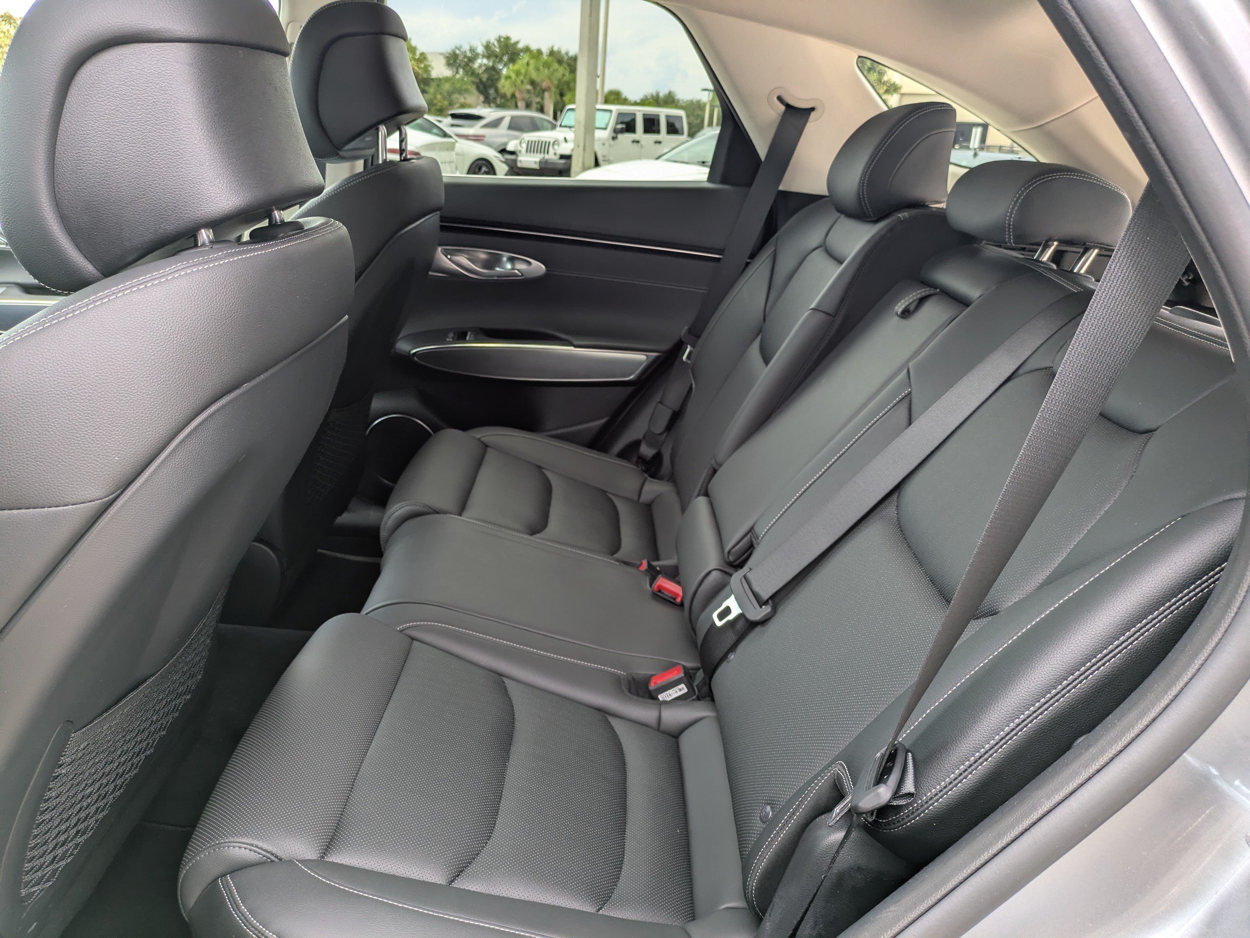 Certified 2024 Genesis GV70 2.5T w/ Select Package AWD/4WD image 13