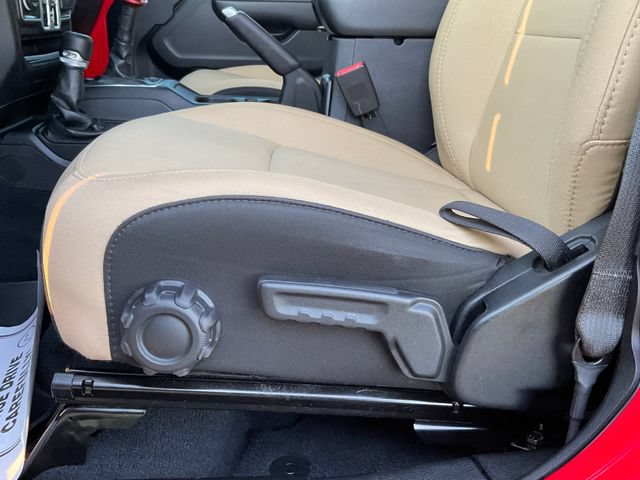 Used 2018 Jeep Wrangler Unlimited Sport S AWD/4WD image 14